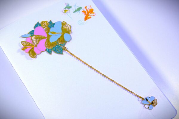 Hibiscus Summer Blossom | Golden Bookmark